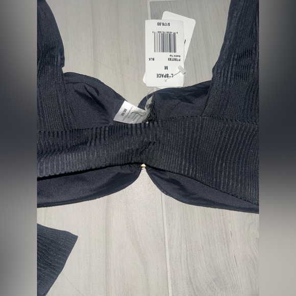 L*SPACE Beatrix Long Sleeve Swim Top Size M - Picture 8 of 9